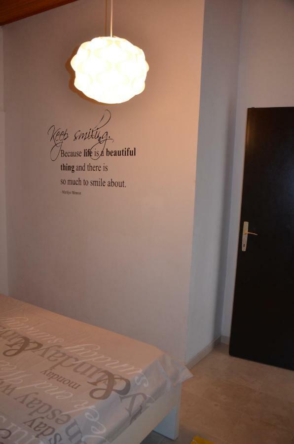 Luana Apartment Milna  Eksteriør bilde